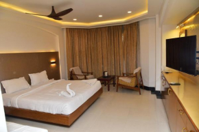 Hotel Sindhu International